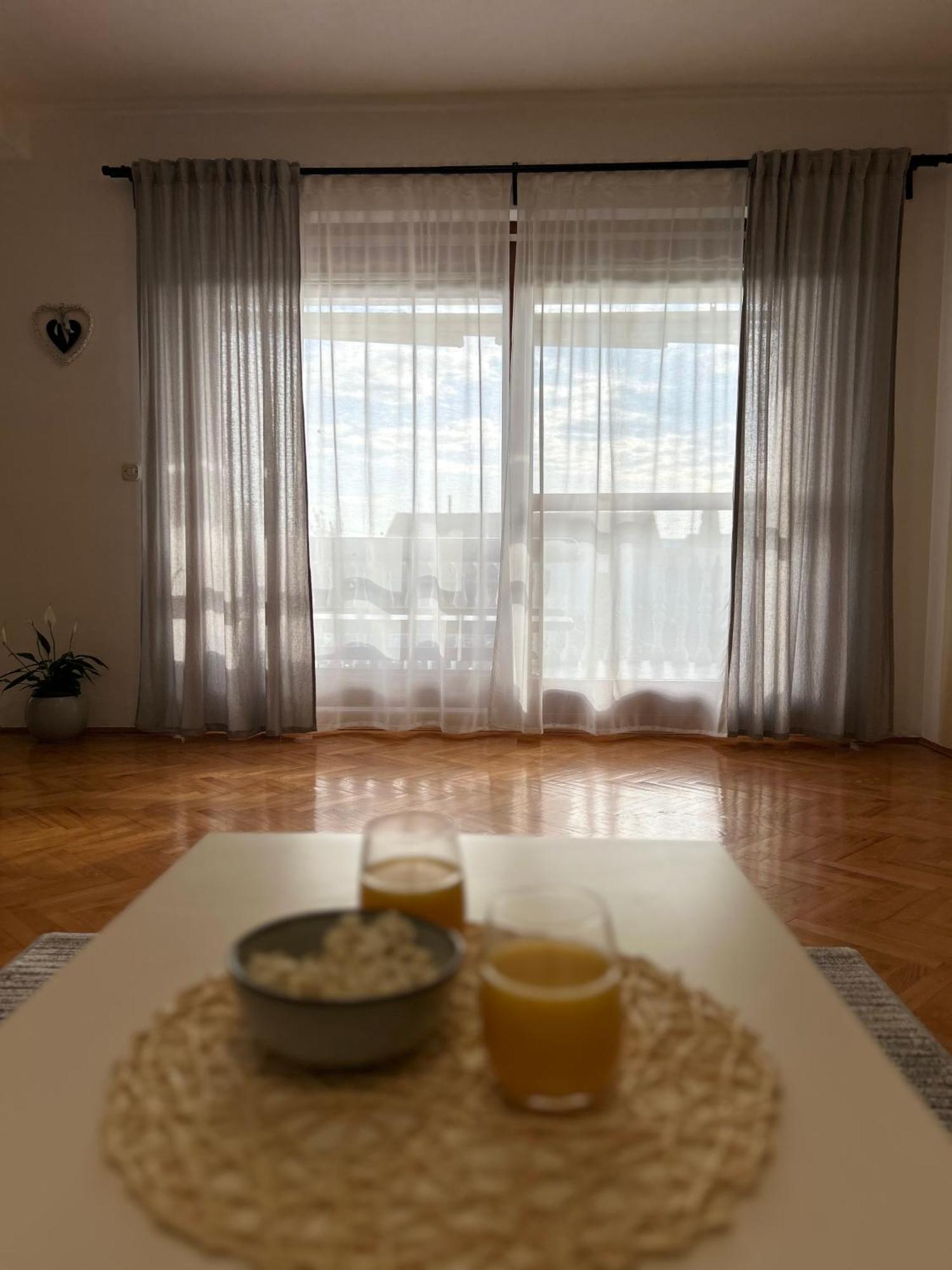 Apartments Marina Sveti Filip i Jakov Exterior foto